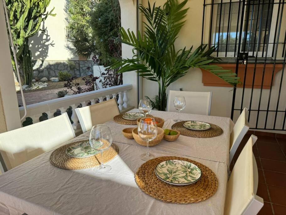 Nuevo Torrox Deluxe Beach & Piscina エクステリア 写真