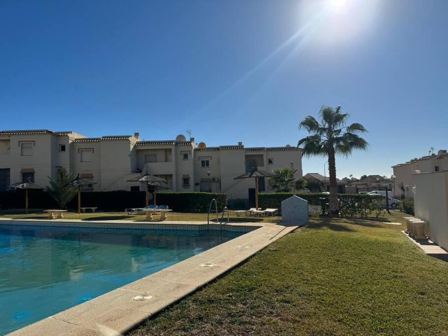 Nuevo Torrox Deluxe Beach & Piscina エクステリア 写真